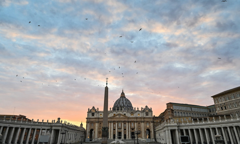 coronavirus cina dona forniture sanitarie vaticano