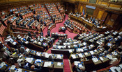 La sfida tra maggioranza e centrodestra sui numeri al Senato