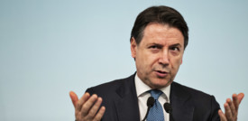 Conte: "La nostra politica estera non cambia"