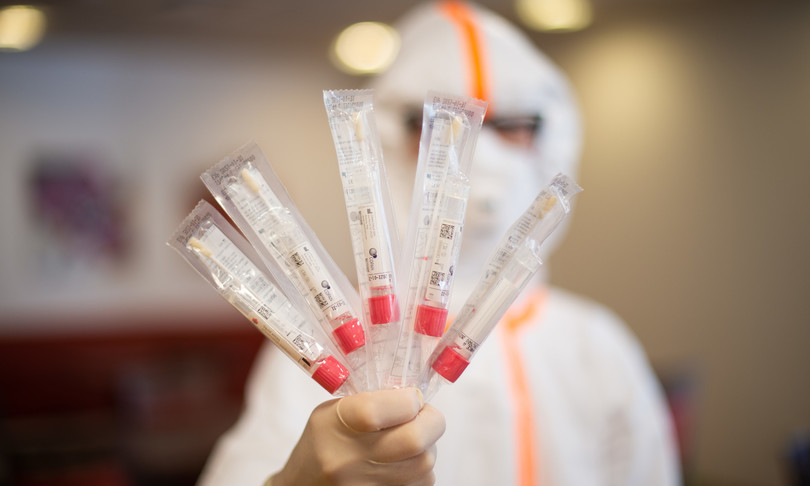 coronavirus nuovo ceppo più contagioso