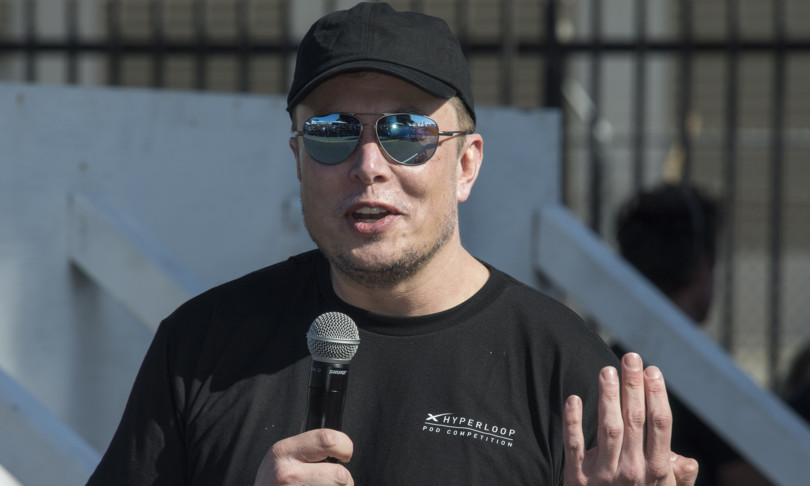 musk riapre fabbrica california tesla