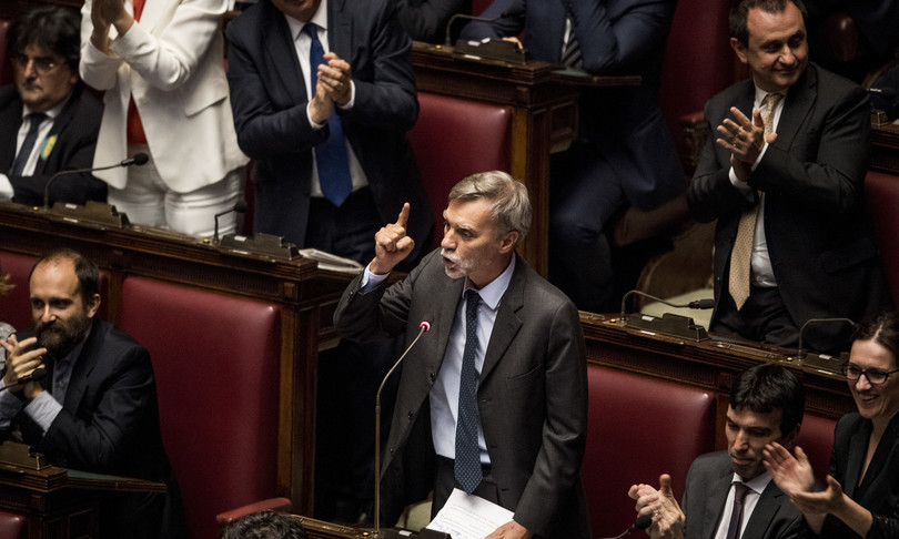 delrio crisi governo se sfiducia bonafede