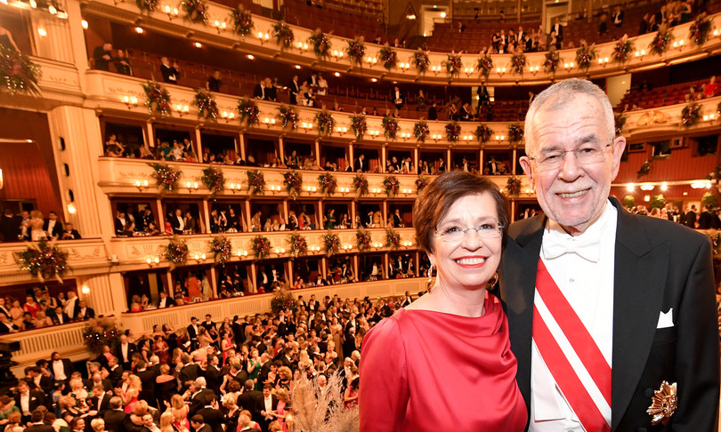 Austria presidente ristorante dopo coprifuoco