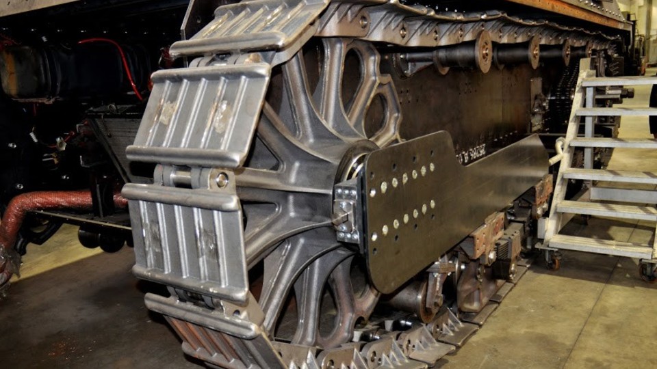 Le immagini del primo carro armato