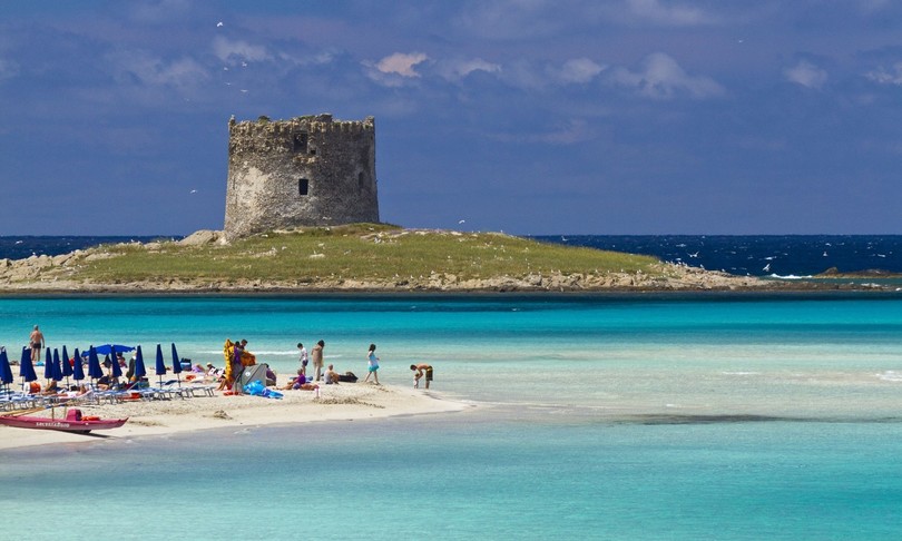 piano b sardegna test turisti