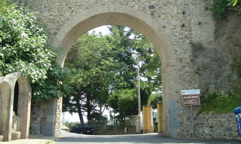 Borghi Calabria case un euro