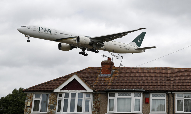 pakistan piloti aerei linea brevetto volo falso