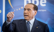 "Berlusconi sia senatore a vita": sabato scatta la raccolta di firme
