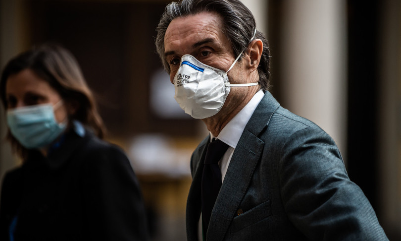 coronavirus camici Lombardia Andrea Dini Attilio Fontana
