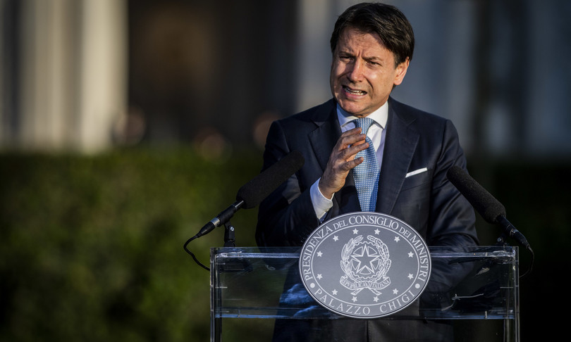 Migranti, Conte: "Non tollereremo ingressi irregolari. Saremo inflessibili"