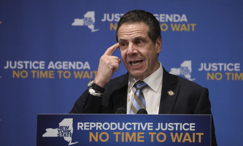 usa 2020 cuomo sostiene biden