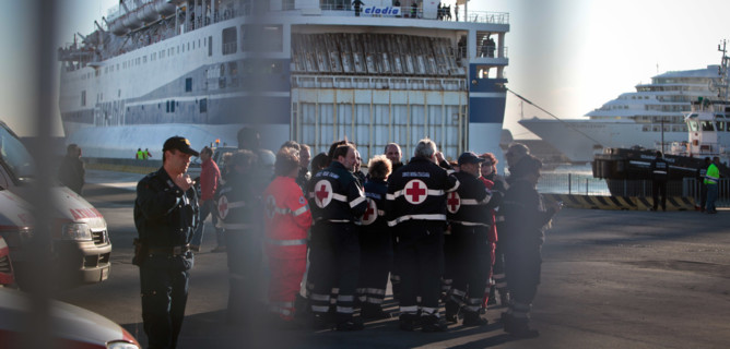 Lo Scontro Fra Lazio E Sardegna Sui Tamponi Covid Ai Turisti