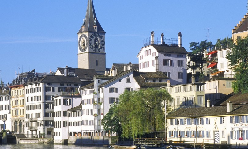 svizzera recessione pil -8,2%
