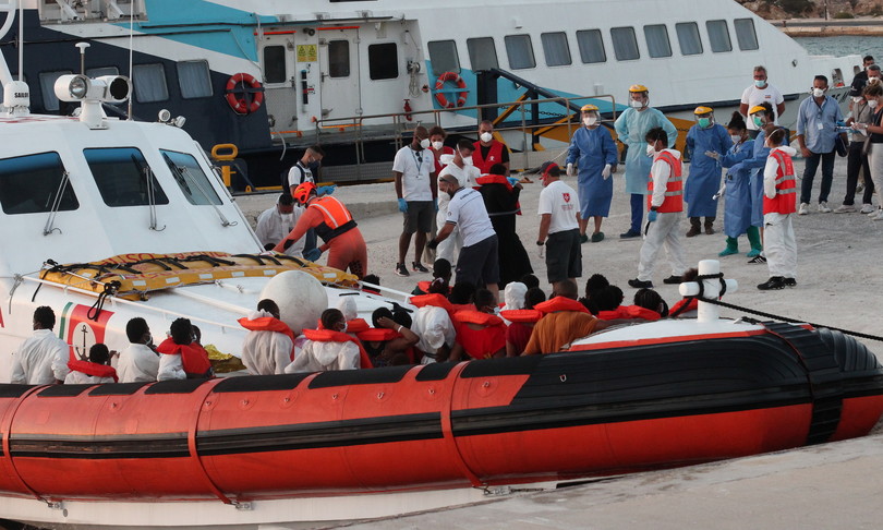 migranti conte convoca musumeci sindaco lampedusa