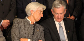 La rivoluzione della Fed mette sotto pressione l'euro e la Bce