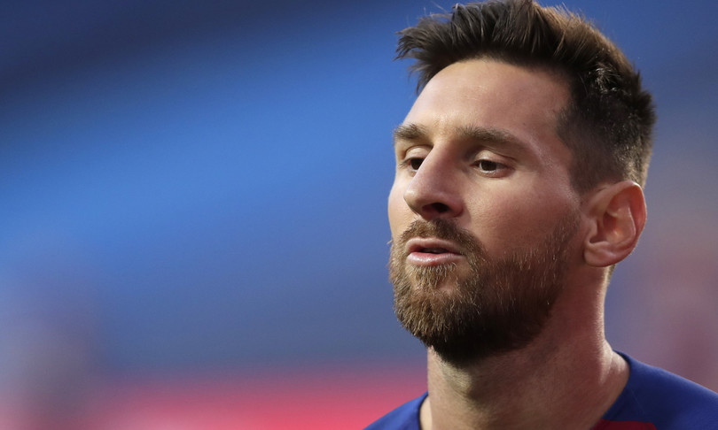 messi resta al barcellona