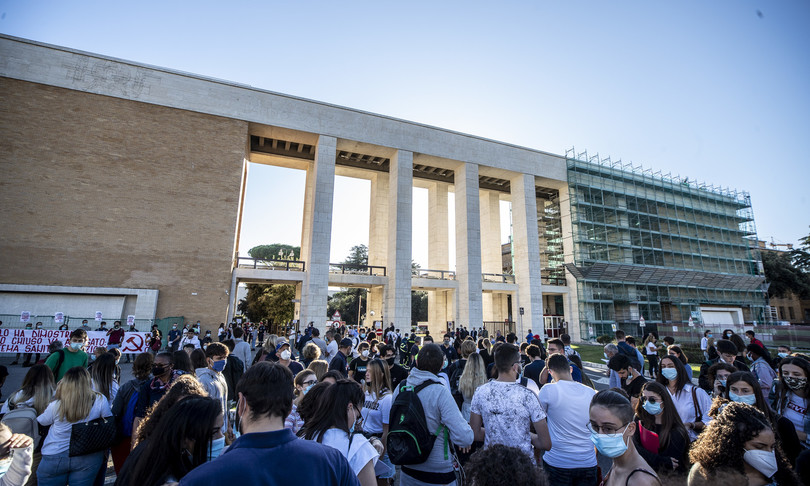università studenti ruolo sociale politica abitativa
