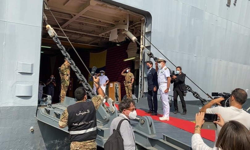 conte visita porto beirut