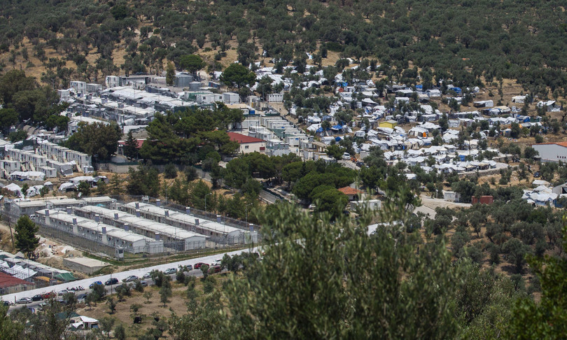 Incendio campo migranti Lesbo