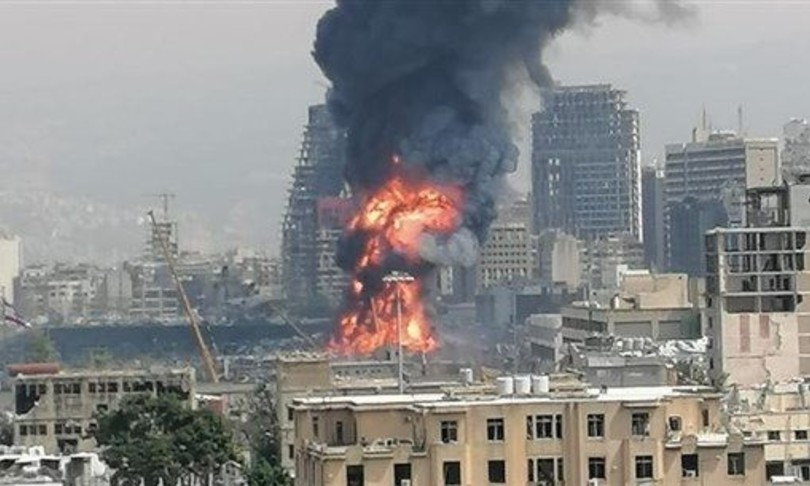 nuovo incendio porto beirut libano