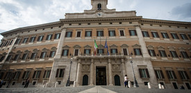 Riforme, la proposta del Pd su sfiducia collettiva e revoca dei ministri