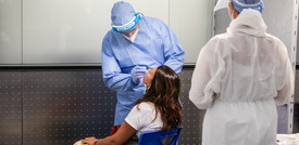 In calo i casi di Coronavirus in Italia, ma scendono i tamponi: sette i morti