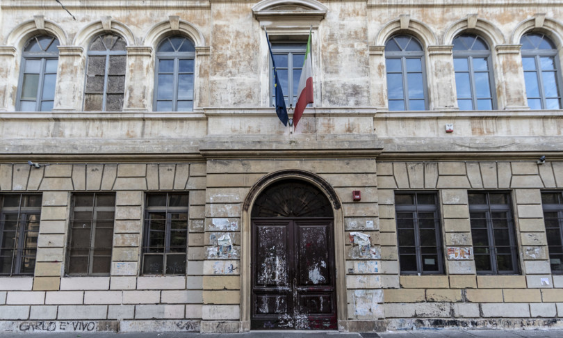 coronavirus studente positivo liceo righi roma