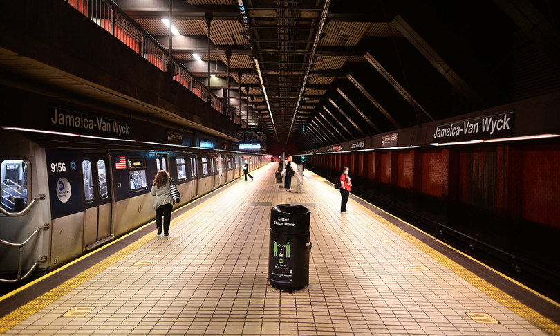 Usa rifugio Grand Central di Ny, tre operai sospesi