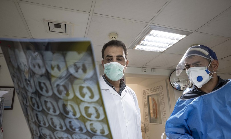 Coronavirus malati tumori polmone testa-collo piu resistenti