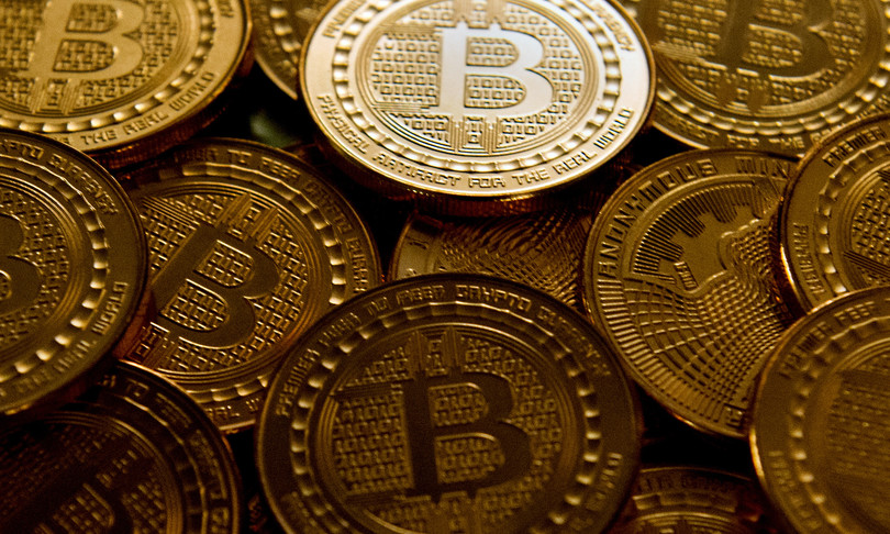 Bitcoin prodotto finanziario Cassazione