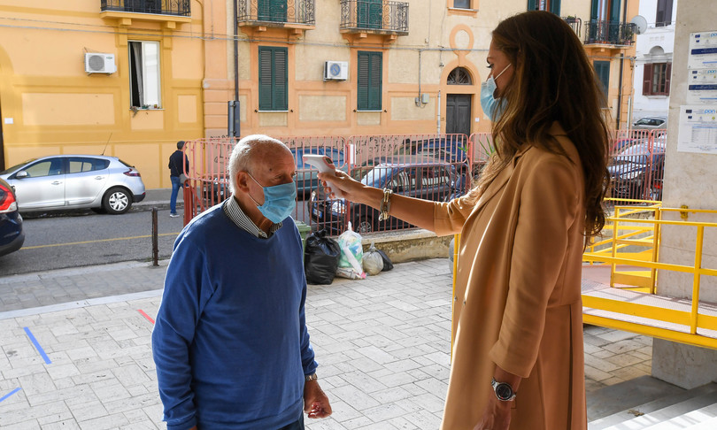 nuovo dpcm mascherine misure distanziamento movida