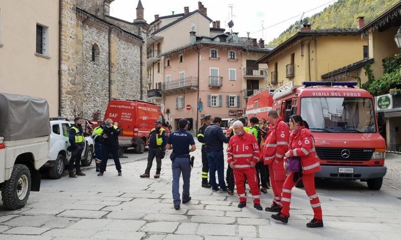 soccorsi francesi ignorano italiani intrappolati maltempo