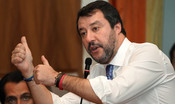 Salvini annuncia una raccolta di firme contro i nuovi dl Sicurezza