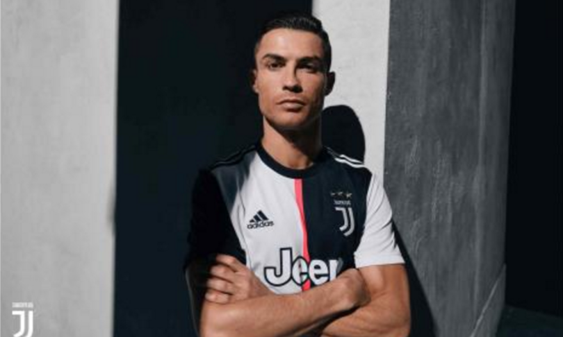 Covid calciatori Juventus violano isolamento Asl denuncia
