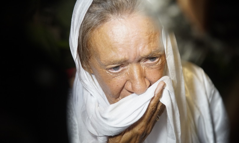 Francia Le Pen ostaggio convertito islam