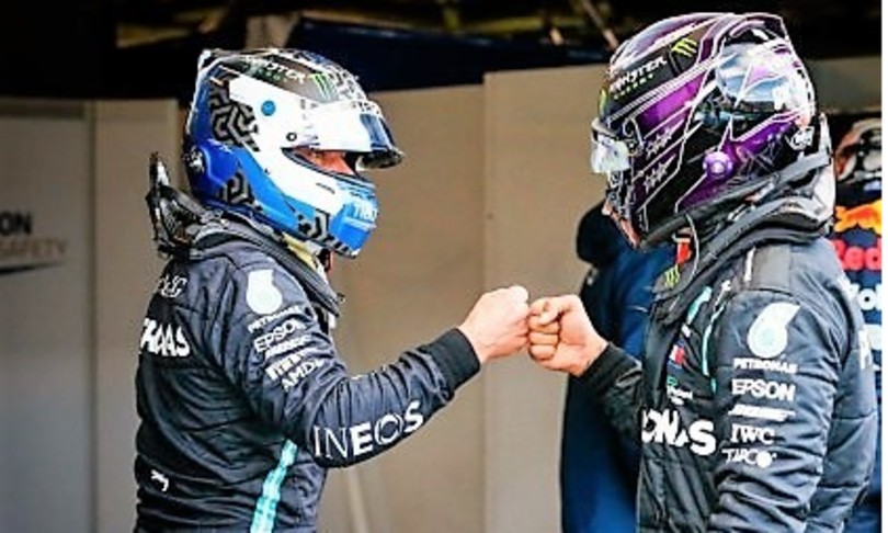 Mercedes senza rivali a Gp Eifel, Bottas in 'pole' davanti Hamilton
