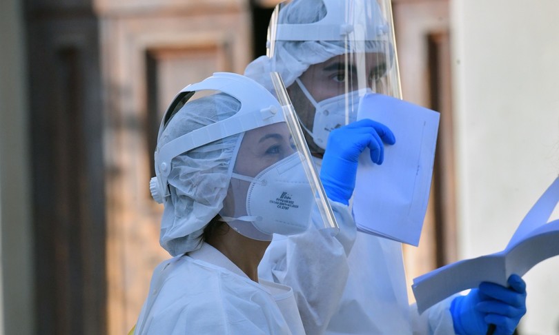 Covid impennata contagi morti
