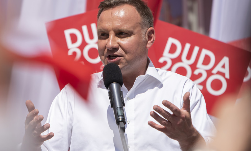 presidente polacco duda positivo