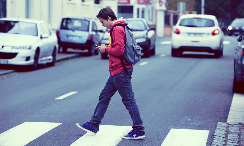 smarphone rovina rapporto genitori figli phubbing