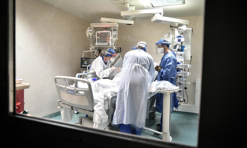 balzo contagi covid decessi ministero salute