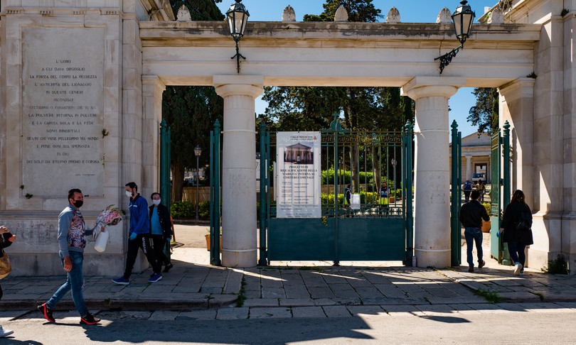 due novembre covid misure cimiteri