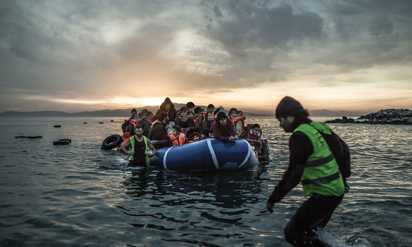 Lampedusa Migranti Barconi Hotspot Nave Quarantena
