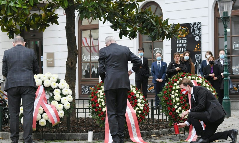 attentato vienna morti feriti dinamica