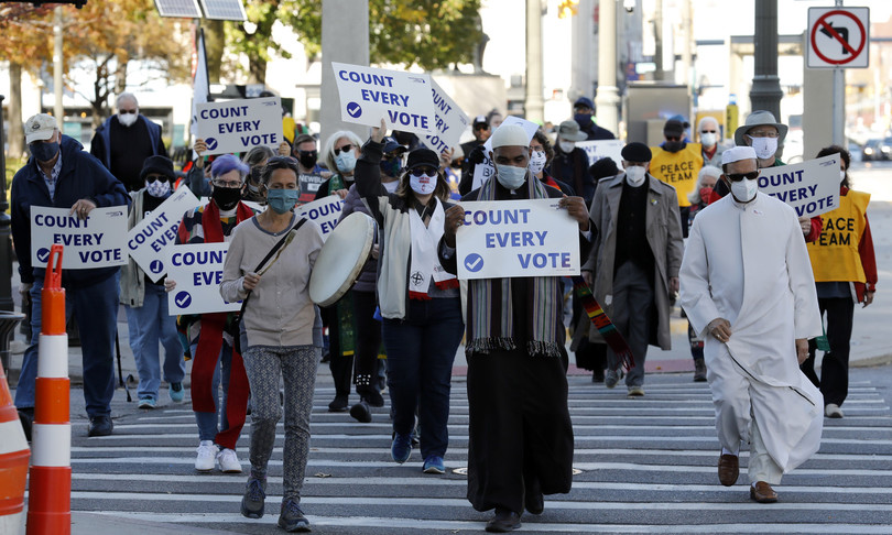 Usa 2020 Contate o no i voti scoppia protesta