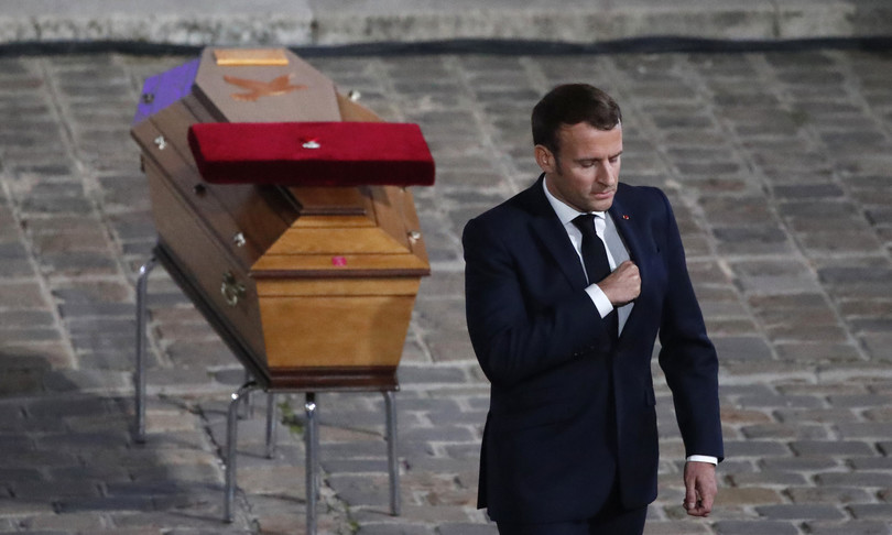 Terrorismo Macron confine Spagna rafforzare controlli