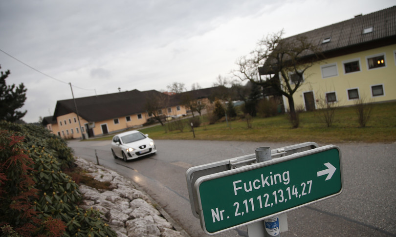 paese austriaco fucking cambia nome