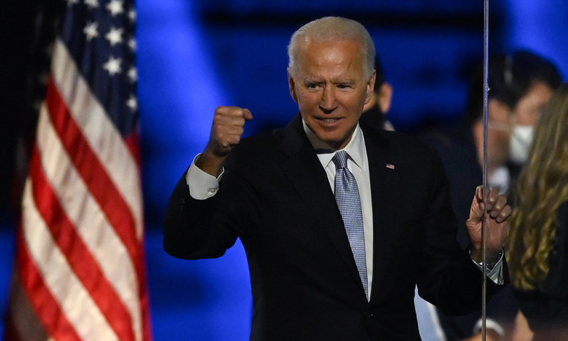 biden piede rotto
