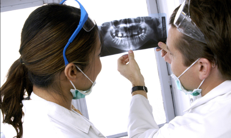 esperimento dentiera sospesa sardegna