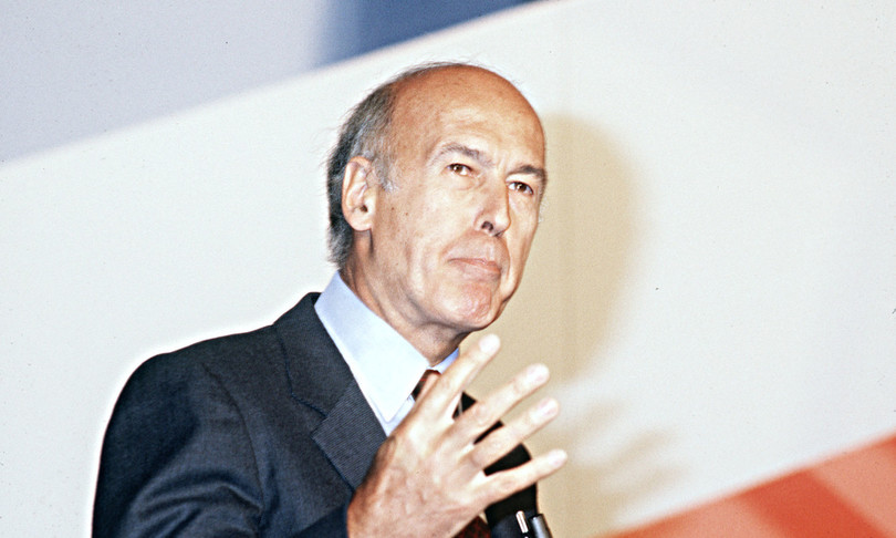 morto valery giscard d estaing francia