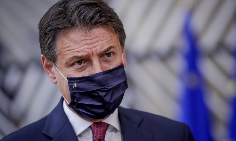 conte mes governo non cade